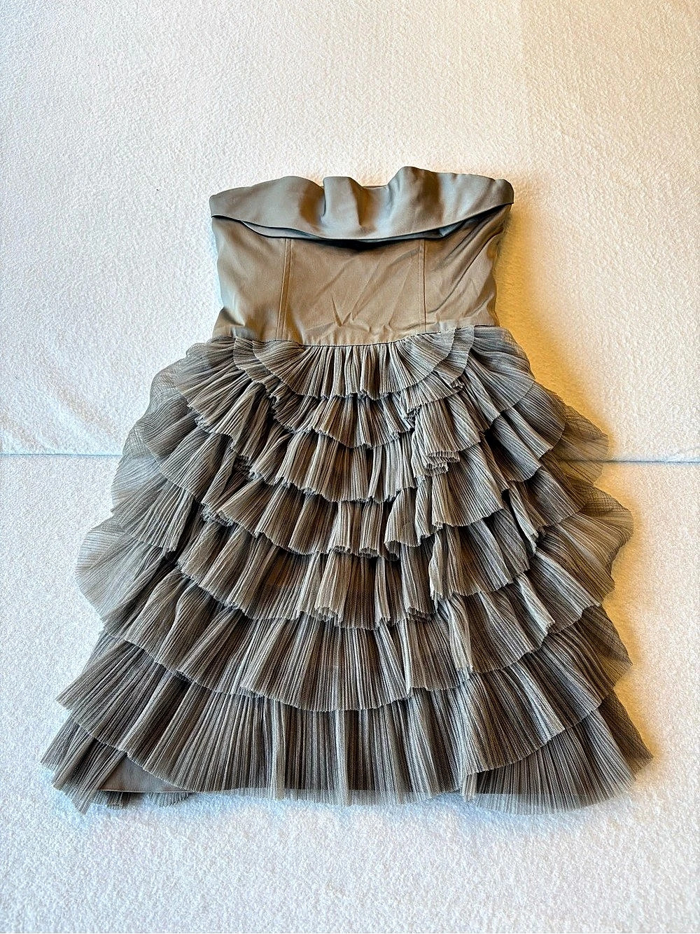 BCBGMAXAZRIA Strapless Tiered Tulle Mini Dress Gray Small